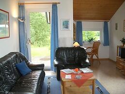 Bungalow im Feriendorf Uslar mit Gartenterrasse