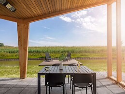 Zeeland Escape w/ Garden