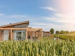 Zeeland Escape w/ Garden