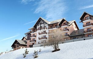 Apartment in Valmeinier With Valley Views