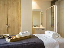 Adult-friendly Alpine Flat