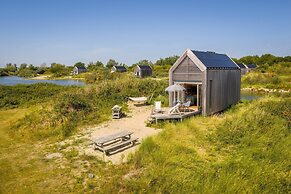 Lakefront Retreat w/ Hammock