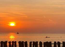 Sunny Zeeland Getaway