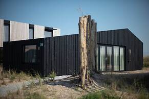 Modern Lodge With Dishwasher, Near the Beach