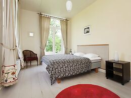 Limburg Mansion With Spa Near Forest