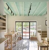 Forenna Hostel - Adults Only