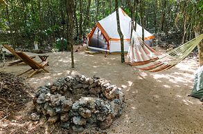 Glamping Mama Loo MM