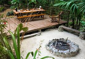 Glamping Mama Loo MM