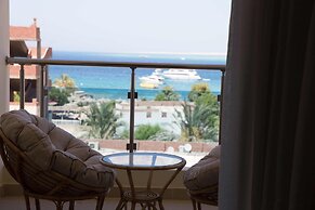 Redcon Suites