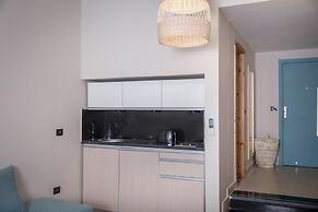 Redcon Suites