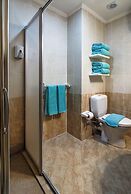Redcon Suites