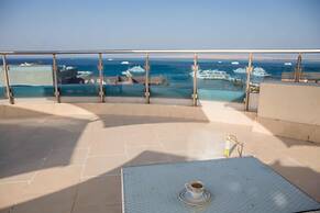 Redcon Suites