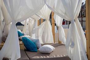 Redcon Suites