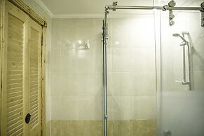 Redcon Suites
