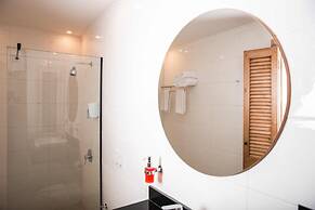 Redcon Suites