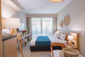 Redcon Suites