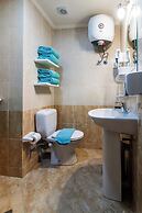 Redcon Suites
