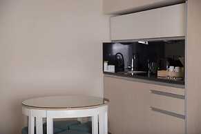 Redcon Suites