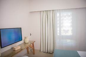 Redcon Suites