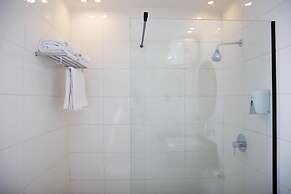 Redcon Suites