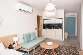 Redcon Suites