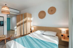 Redcon Suites