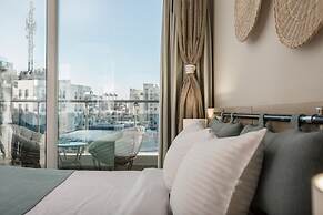 Redcon Suites