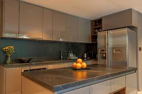 Walton Suites Sukhumvit