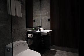 Walton Suites Sukhumvit
