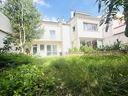 Reims Sherpa Guest House