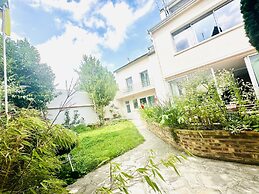 Reims Sherpa Guest House
