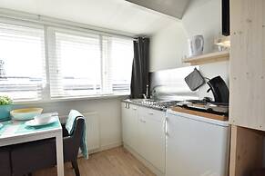 Elegant Studio Near Beach