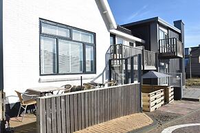 Elegant Studio Near Beach