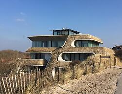 Modern Beach Apartment Zoutelande