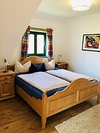Schones Ferienhaus in Dargun mit Pool