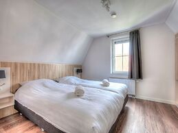 Luxury Villa, 2 Baths, nr Beach