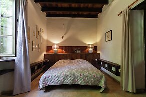 Charming Estate Dordogne With Pool