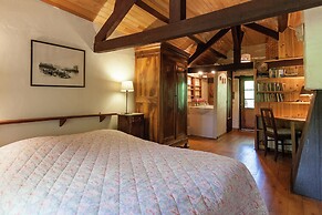 Charming Estate Dordogne With Pool