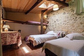 Charming Estate Dordogne With Pool