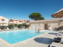 Modern Stay With Pool & Terrace