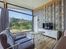Modern Retreat by the Dunes