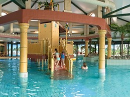 Villa in Arcen With Pool & Family Amenities