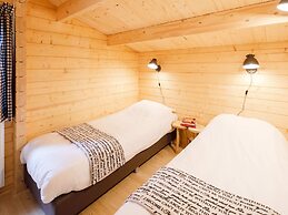 Relaxing Chalet w/ Garden