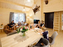 Relaxing Chalet w/ Garden