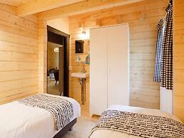 Relaxing Chalet w/ Garden