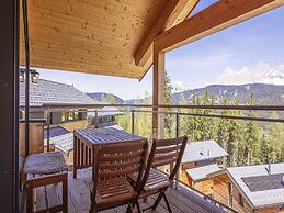 Chalet With Panoramic Sauna