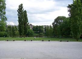 Landhaus mit Schwimmbad in Dargun