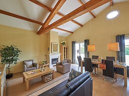 Stunning French Villa for 4 in Loire