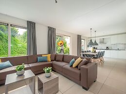 Villa in Arcen With Private Pool & Wellness