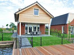 Holiday Home With Private Jetty on Water